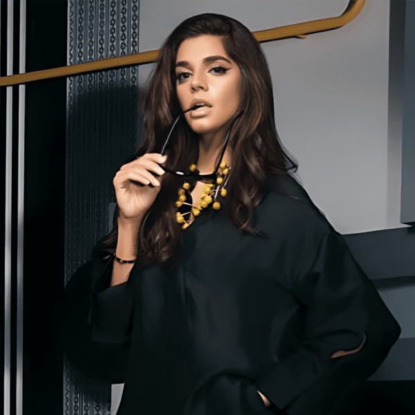 Accent Queen Sanam Saeed Wows with Global Linguistic Flair