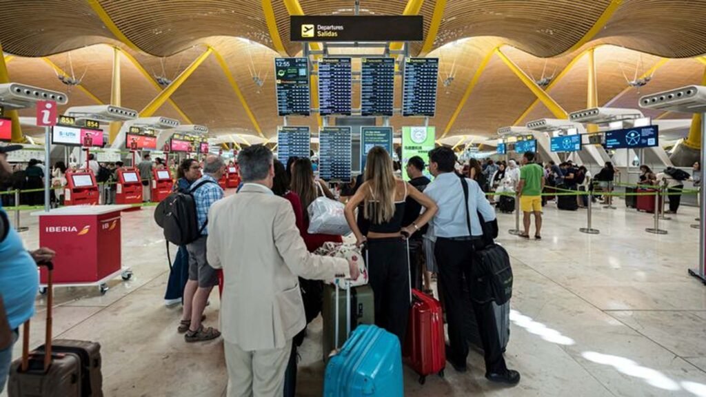 World's Biggest Tech Crash, flight cancel