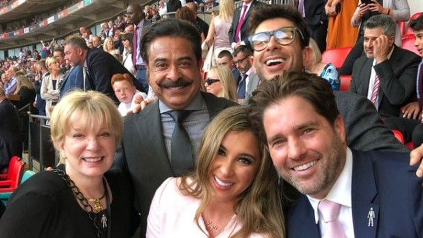 Pakistani Billionare Shahid Khan Family - Quill Quest Magazine