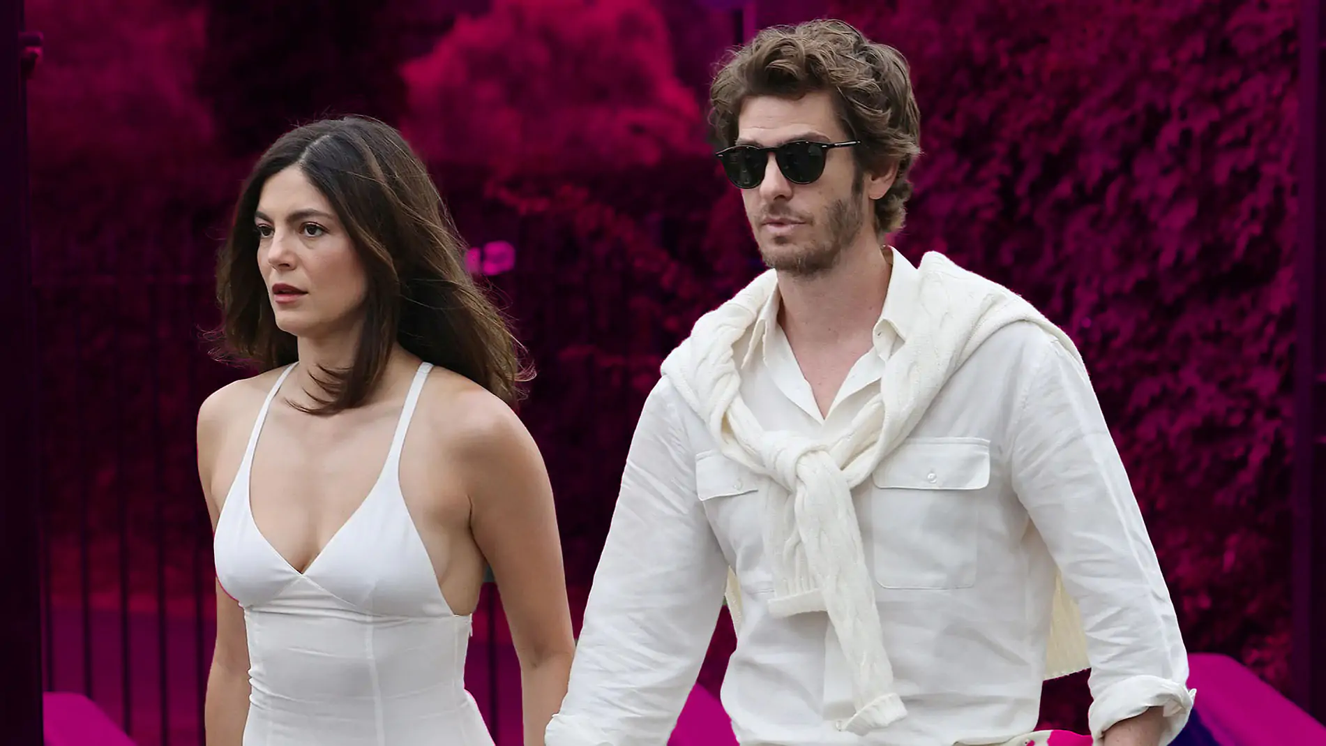 Home 3 Monica Barbaro and Andrew Garfield outside Wimbledon