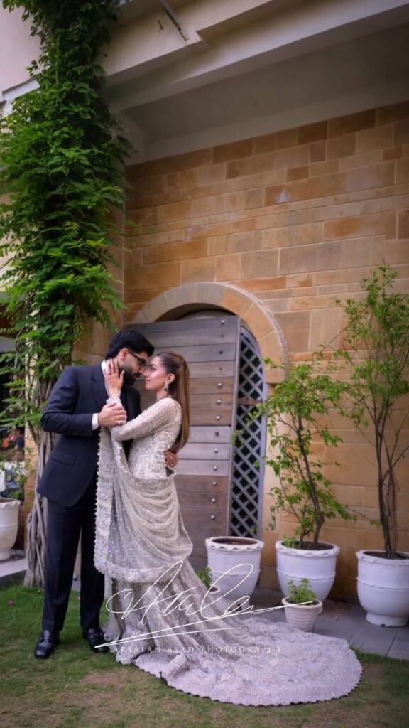 Jhol Singer Annural Khalid Just Got Married and We're So Here for It 💍✨ 16 Annural Khalid & Moeez Walima