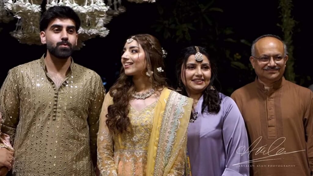 Jhol Singer Annural Khalid Just Got Married and We're So Here for It 💍✨ 10 Annural Khalid & Moeez Mayon