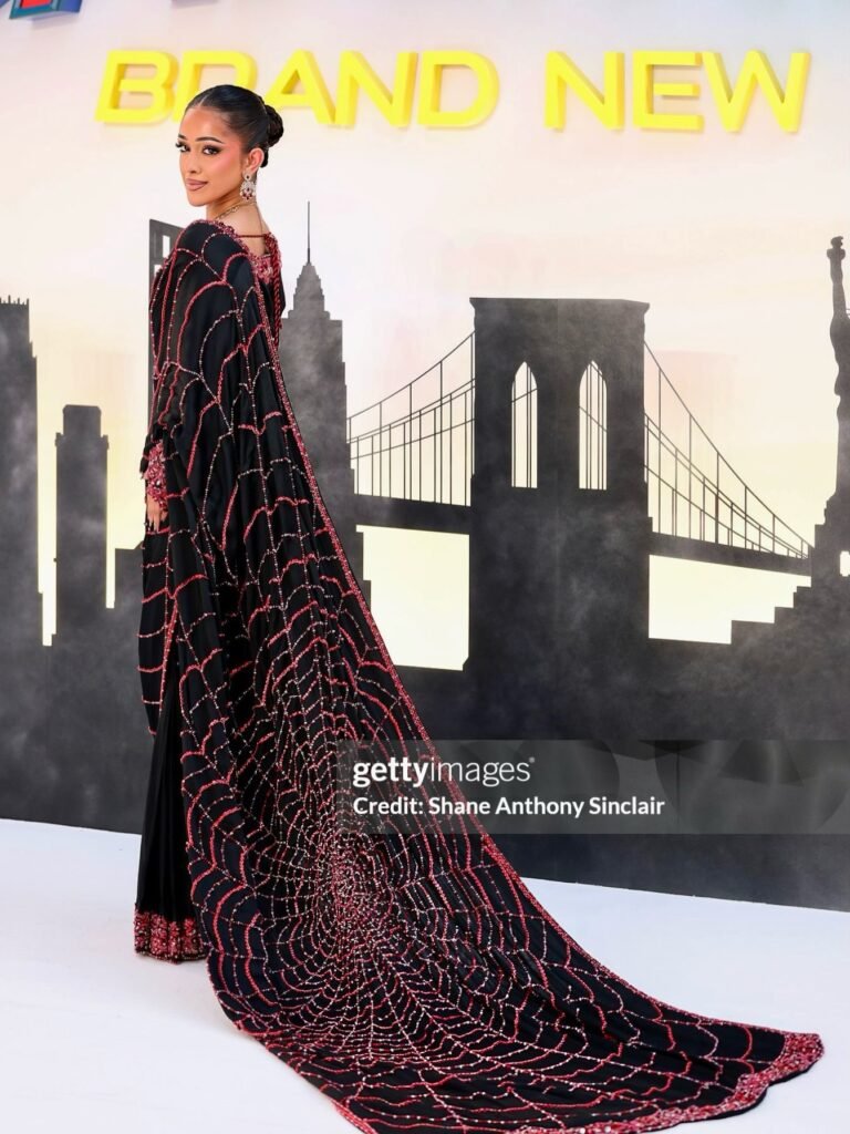 Atifa Arshad's Spiderweb Sari Left Marvel Looking Basic 2 Atifa Arshad Manifested Her Spiderweb Sari