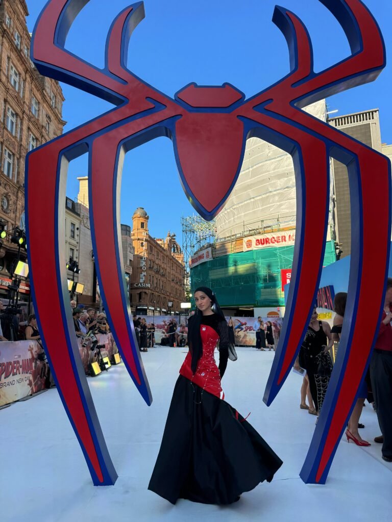 Atifa Arshad's Spiderweb Sari Left Marvel Looking Basic 3 Zainab Jiwa in spiderweb design along with Spiderweb Sari of Atifa Arshad