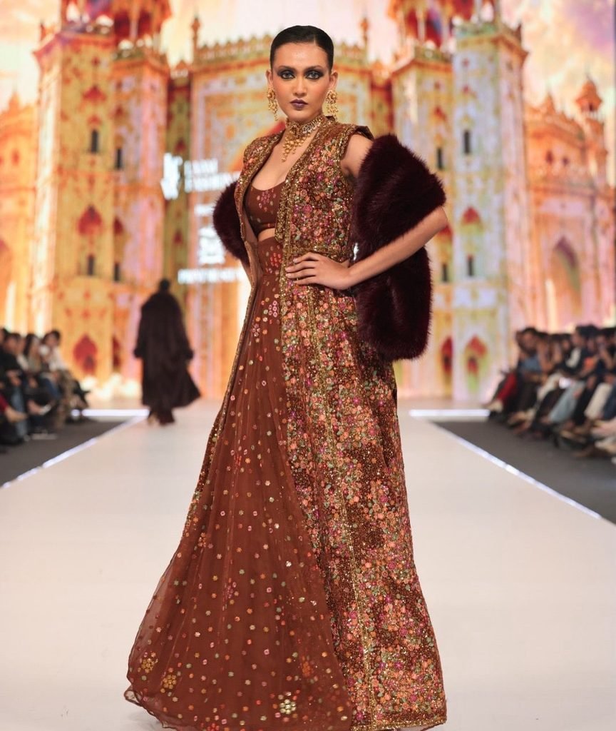 LAAM Fashion Week Season 2 Proved Celebs Aren't the Story 8 Fahad Hussayn Print Museum An Atlas of Empires look inspired by the Lahore Fort at LAAM Fashion Week Season 2